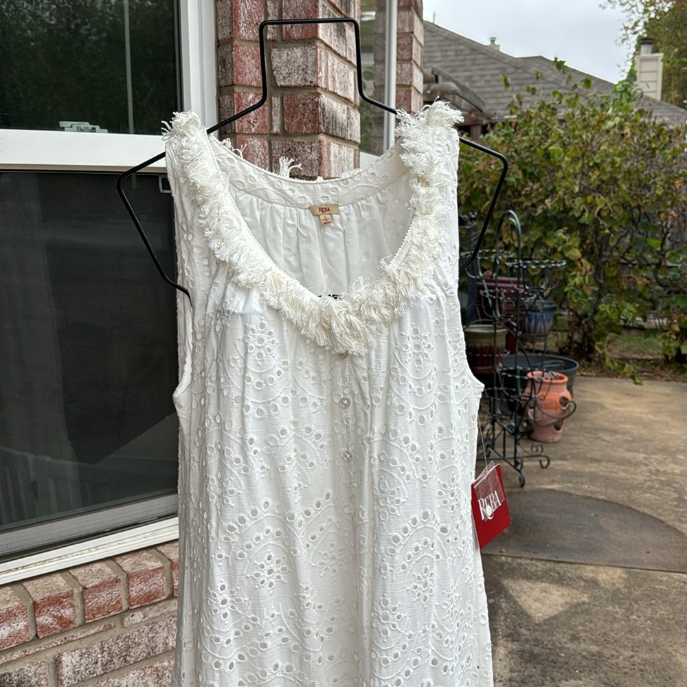 NWT Reba White Eyelet Embroidered Fringed L Dress Sleeveless